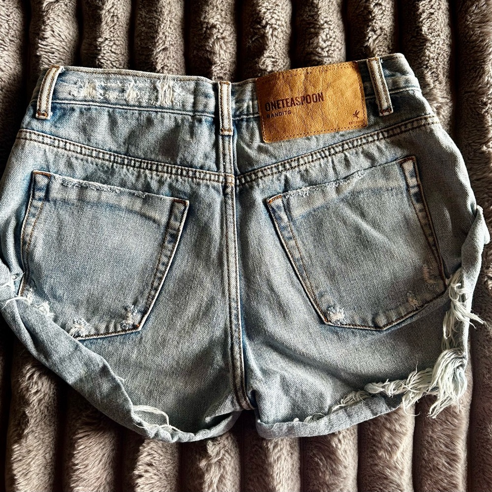 One Teaspoon Light Blue Denim Women's Shorts - Picture 2 of 3